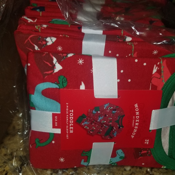 3T Pajamas - Picture 6 of 7